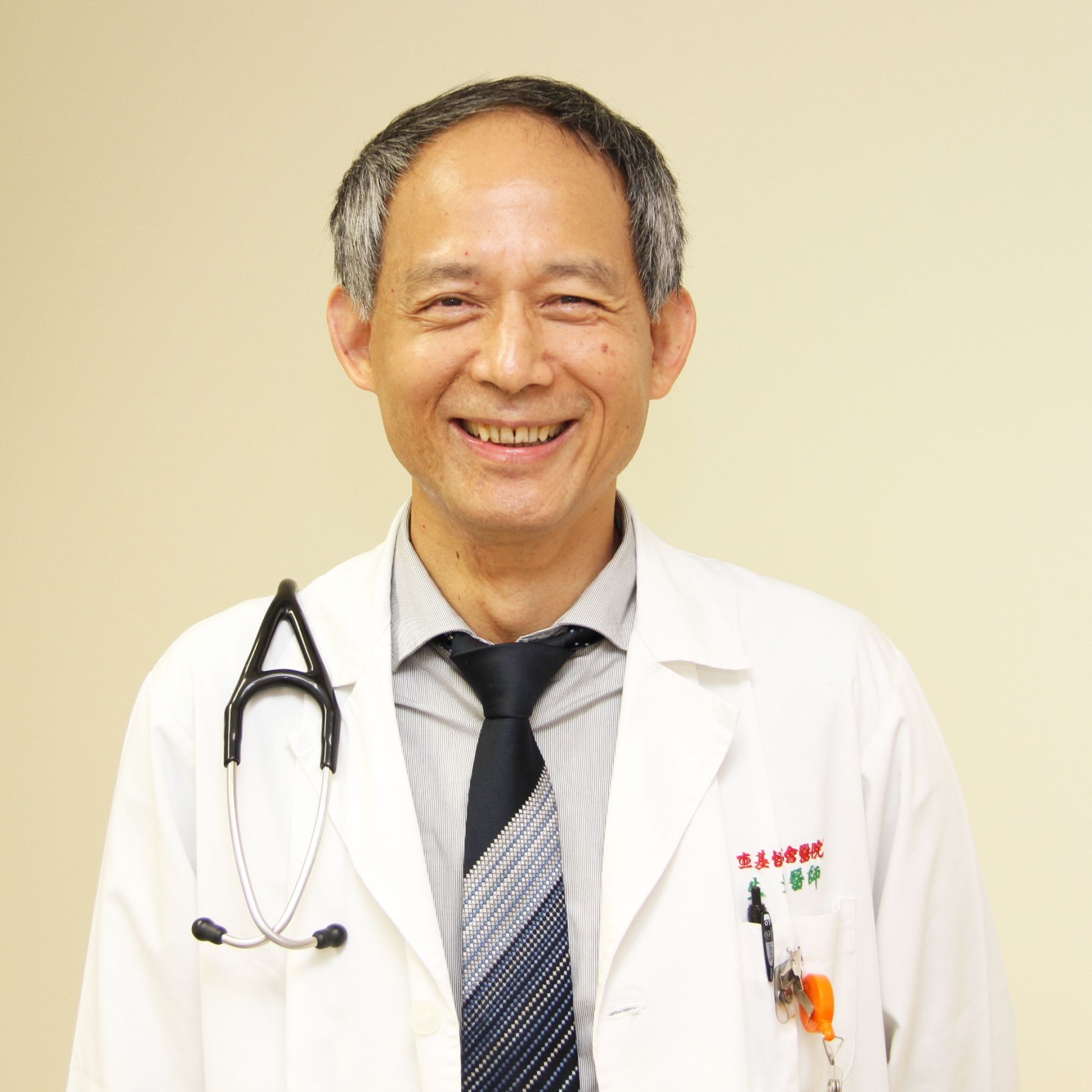朱戈靖醫師照片images/doctors/20181031113333-1.jpeg