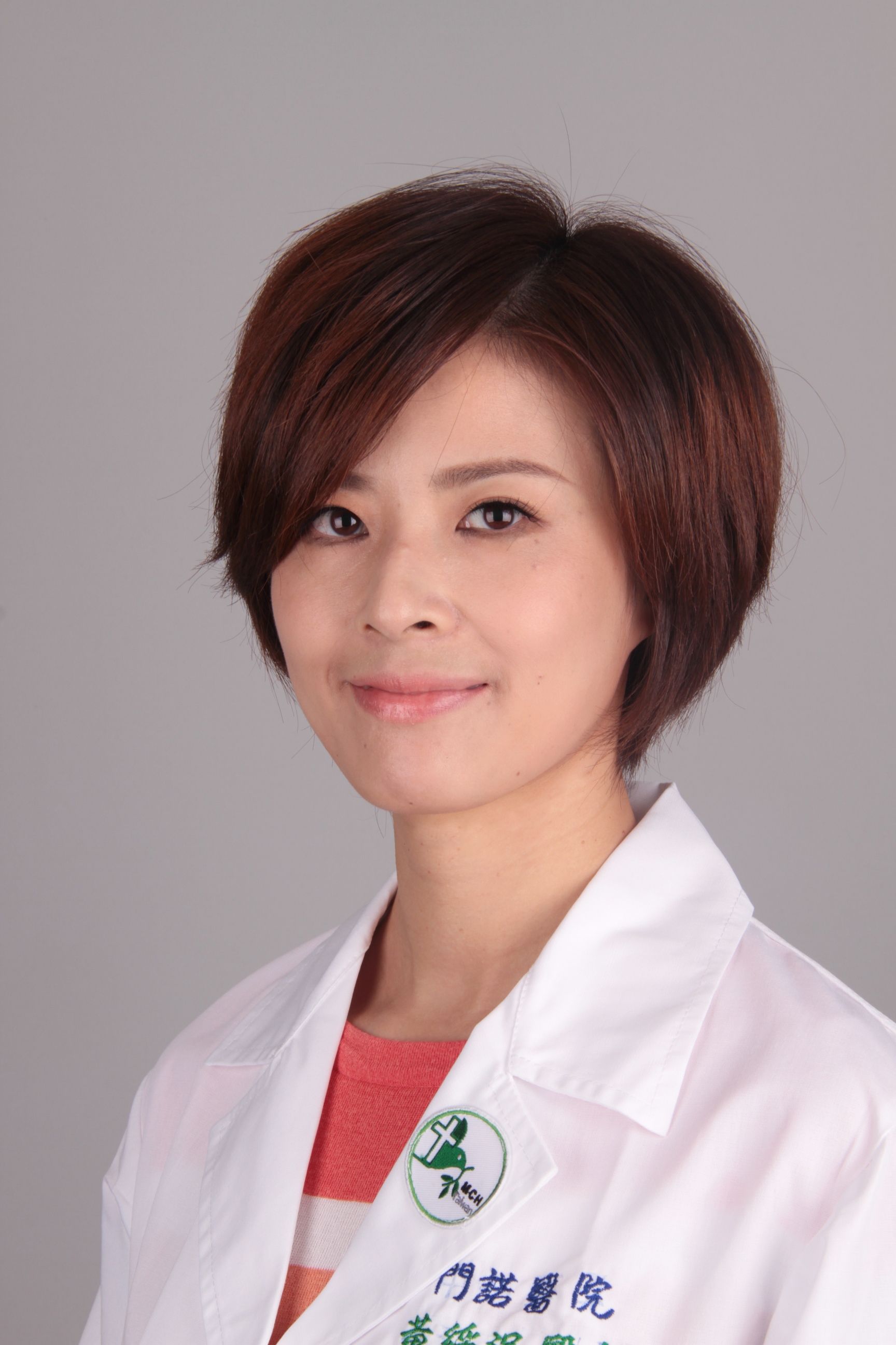 黃綵浧醫師照片images/doctors/20181031132247-1.jpg