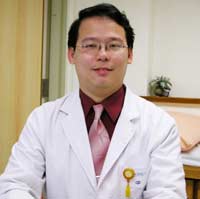 黃繩龍醫師照片images/doctors/20181031140656-1.jpeg